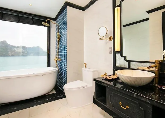  Lotus Elegance Cruise 5*