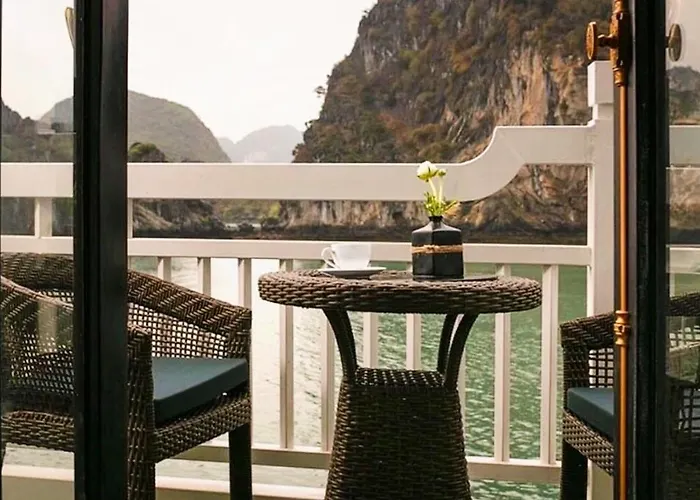  Lotus Elegance Cruise 5*