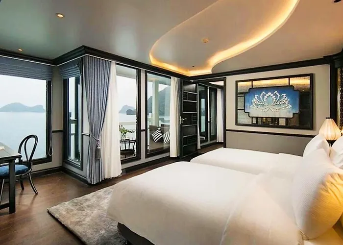  Lotus Elegance Cruise