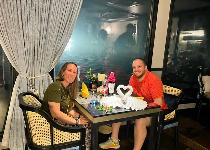 Lotus Elegance Cruise  Hạ Long
