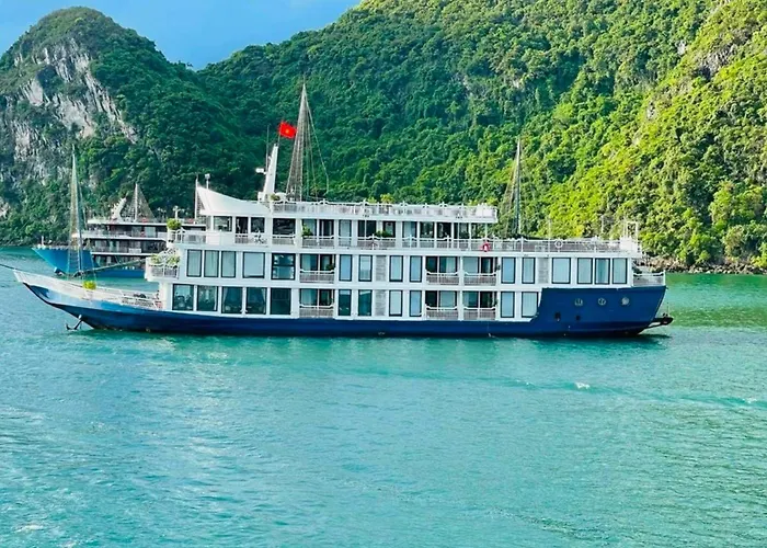 Lotus Elegance Cruise Hạ Long