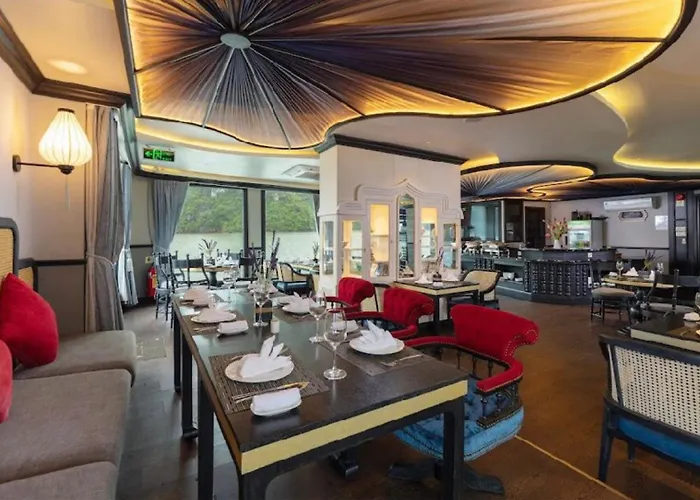  Lotus Elegance Cruise Hạ Long