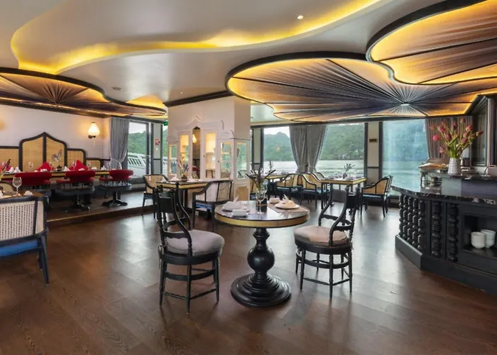 Lotus Elegance Cruise 5* Hạ Long