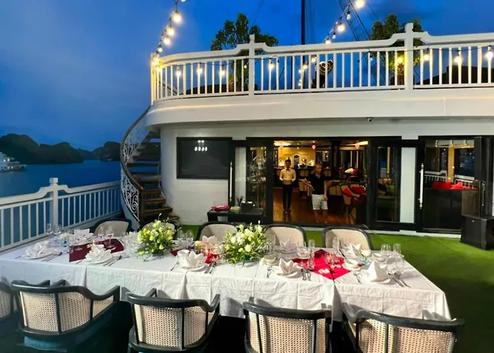  Lotus Elegance Cruise