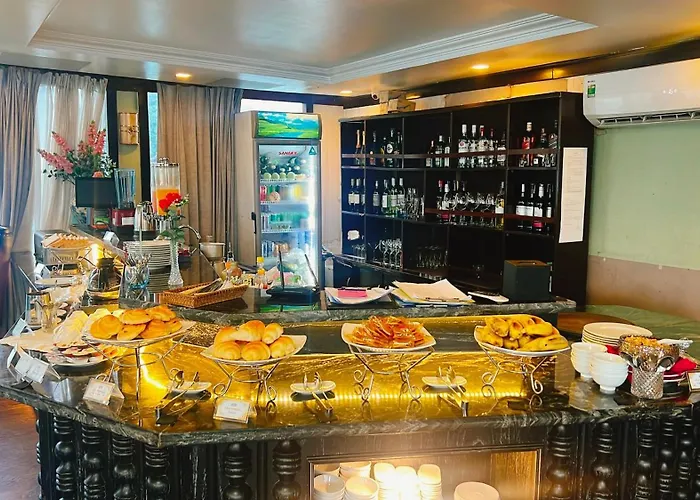  Lotus Elegance Cruise Hạ Long